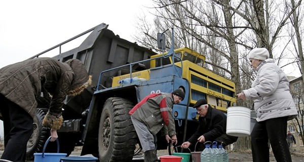 Оставшиеся в Широкино жители просят привезти им воду и хлеб