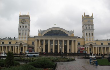 Соцсети: В Харькове заминирован ресторан на ЮЖД