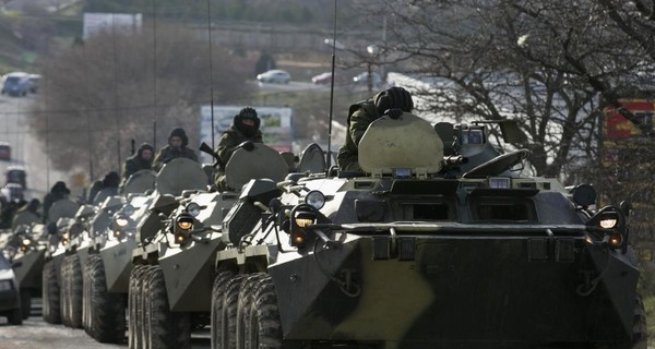 Соцсети: В Луганск зашли 19 танков и 4 БТР