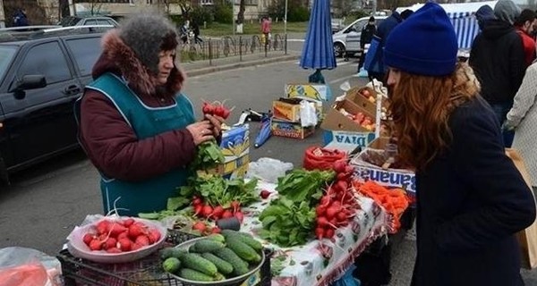 В Киеве во время поминальных дней закроют рынки