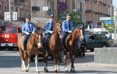 Одесситов в праздники будет охранять конный эскадрон