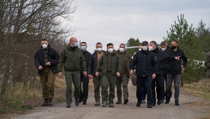 Зеленский посмотрел на последствия пожара в Чернобыльской зоне 