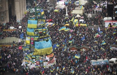 Наливайченко заявил, что во время расстрелов на Майдане Сурков жил на объекте СБУ