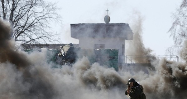 В Луганской области на растяжке подорвались двое военных