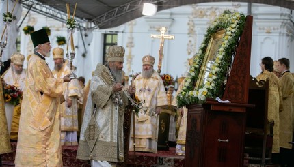 УПЦ проводит Божественную литургию в честь Дня крещения Руси