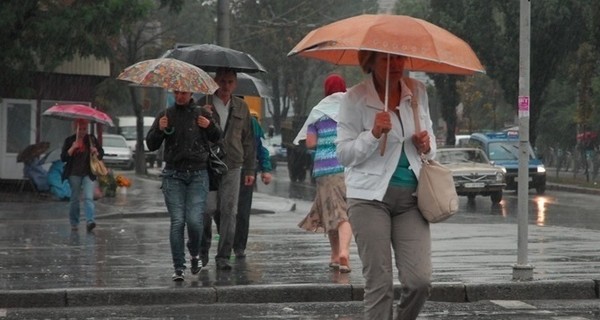 В воскресенье, 21 июня, лишь на севере Левобережья и в западных областях небольшой дождь 