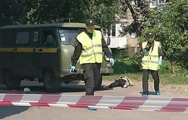 В сети появилось видео угона машины убийцей харьковских инкассаторов