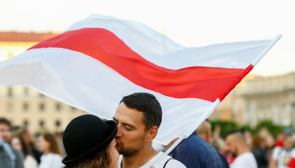 Продолжаются протесты против результатов президентских выборов в Минске. ФОТО: REUTERS