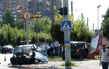 В Краматорске бойцы АТО попали в ДТП, пострадали гражданские