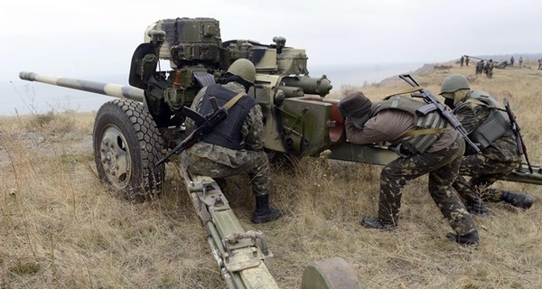 При обстреле Луганщины пострадали двое украинских военных