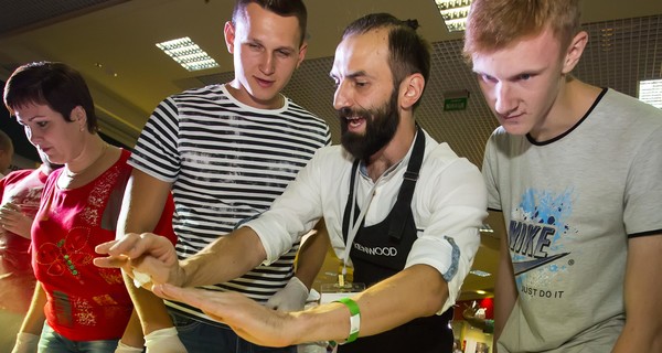 В Харькове слепили рекордное буррито