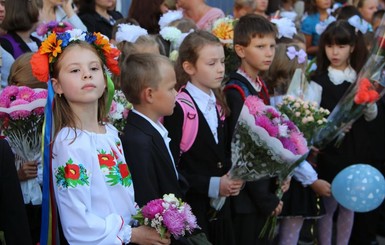 Что волнует школяра: форма, книжки и еда