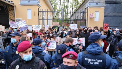 Акция солидарности с польскими женщинами из-за запрета абортов