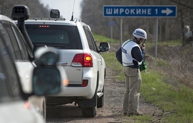 Пользуясь перемирием, волонтеры восстанавливают поселки рядом с Широкино