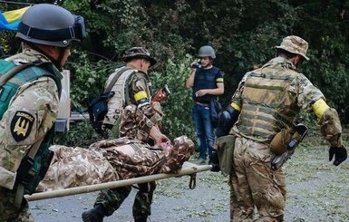 Хирурги подсчитали среднюю стоимость лечения раненого бойца АТО 