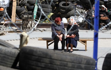 Три недели тишины в зоне АТО: дончане отстраивают дома и покупают квартиры