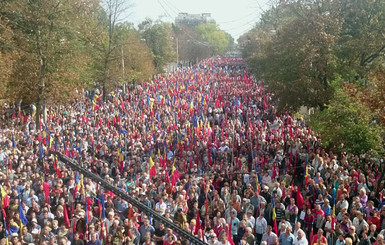 Митинги в Молдове: и левые, и правые ушли в палатки