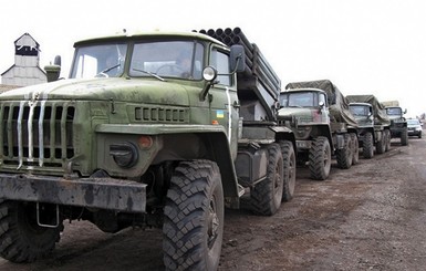 Политолог: Можно ожидать отвода войск и создания буферной зоны