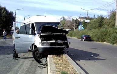 Запорожские маршрутчики продолжают нарушать правила, несмотря на проверки