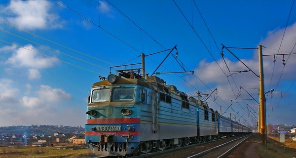 В Хмельницкой области 16-летний парень бросился под поезд