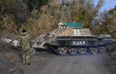 В Донбассе разминируют поля вблизи блокпостов