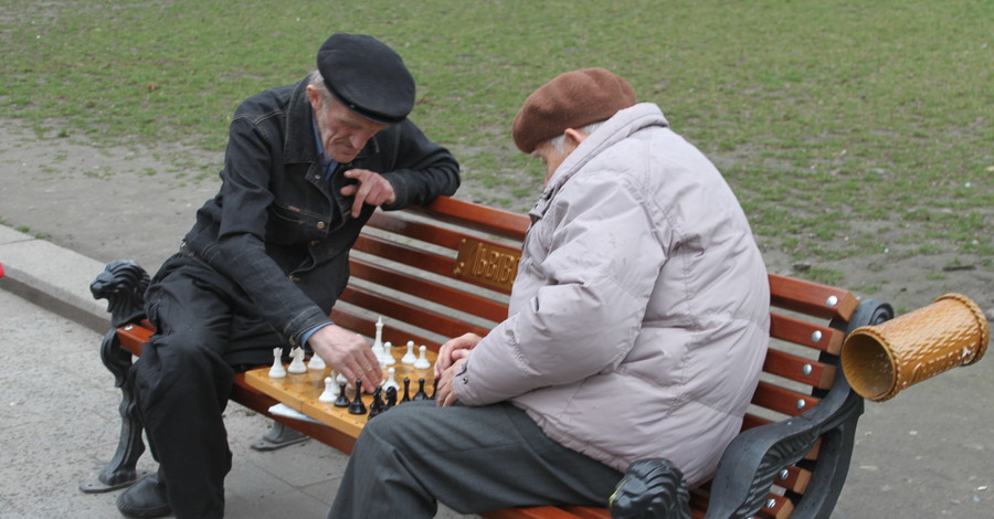 Во Львове лишь 82% горожан знают соседей из своего дома