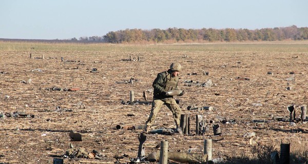 Генштаб АТО: украинских военных обстреляли из гранатометов около Авдеевки и Опытного