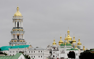 Онлайн-битва за Киево-Печерскую лавру: киевляне просят не отдавать заповедник Киевскому патриархату