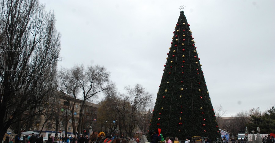 На главной площади Запорожья в новогоднюю ночь устроят дискотеку