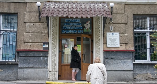 Во Львове первым в новом году родился мальчик