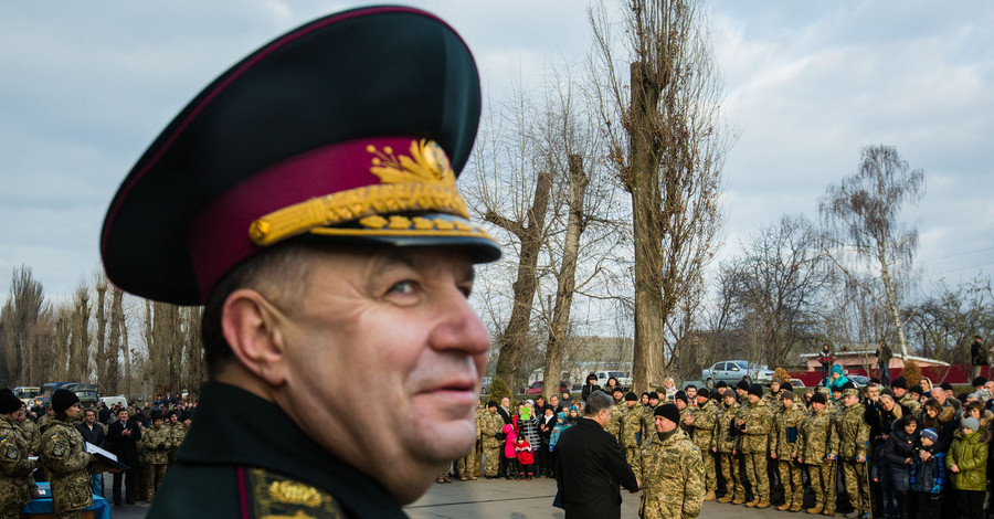 Полторак зарабатывает в три раза больше, чем Яценюк