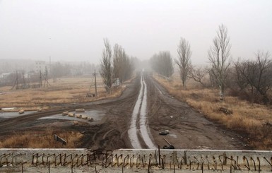 В поселке Коминтерново ОБСЕ застало вооруженных пехотинцев 