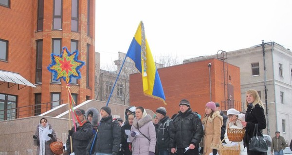 Днепропетровцев научат петь колядки