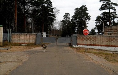 В Одессе неизвестные попытались проникнуть в воинскую часть