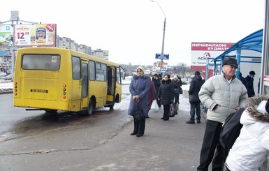 ЖЭКи и маршрутки не дают львовянам спокойно жить