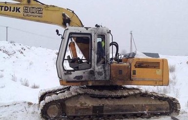 В Киевской области неизвестные стреляли по экскаватору из гранатомета