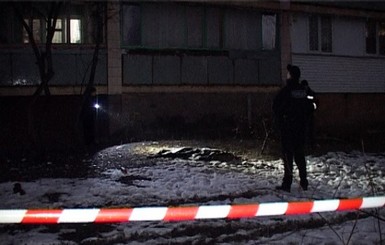 В Киеве мужчина убил 12-летнего племянника и пытался покончить с собой 