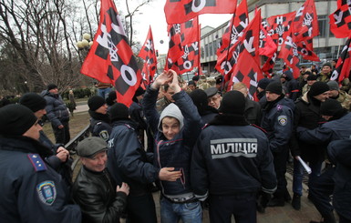 Из-за митинга у Рады задействовали три тысячи правоохранителей