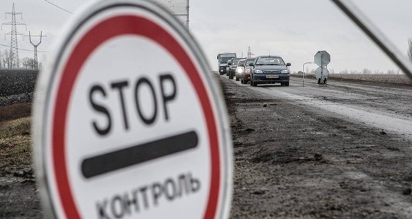 Тука: на КПП в Станице Луганской обстреляли гражданских