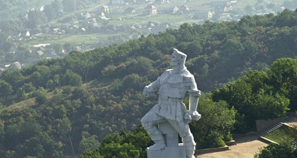 В память о памятниках 