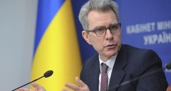 Пайетт призвал украинское правительство осудить деятельность 