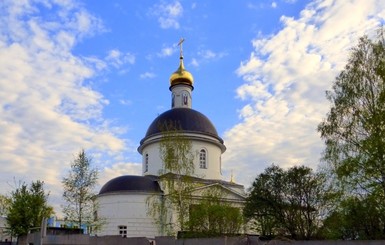 В Подмосковье установили мемориальную доску российским воинам, погибшим в Донбассе