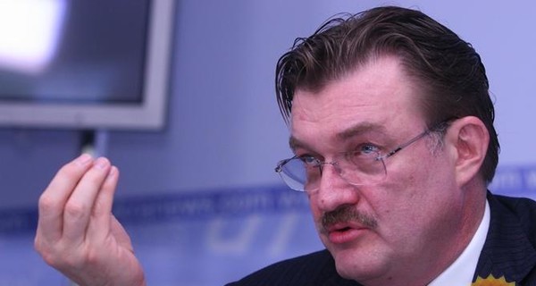 Киселев попросил Порошенко защитить российских оппозиционеров