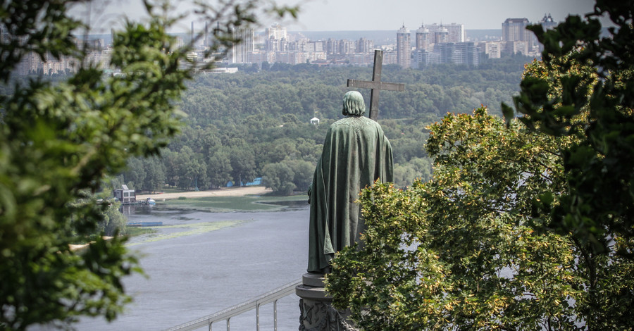 Владимир принял крещение не в Киеве, а Херсонесе