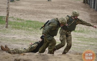 Лысенко: в Донбассе погиб украинский военный, еще один ранен