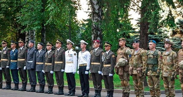 В Киеве перекрыли Крещатик из-за репетиции парада