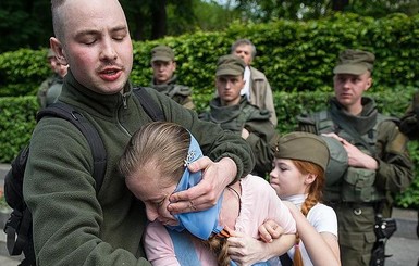 В Киеве изрезали ножом активиста ОУН Виталия Регора