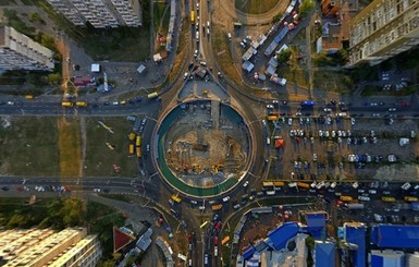 Власти объяснили, почему метро 