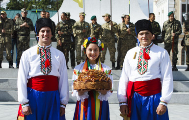 Как в Харькове встречали паралимпийцев: фоторепортаж