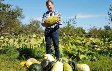 Юрий Луценко - по грибы, а Сергей Пашинский - за щуками